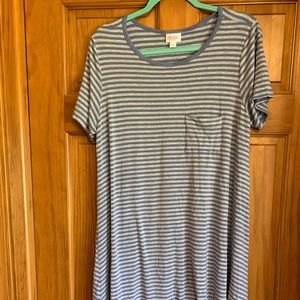 Lularoe Carly size xl